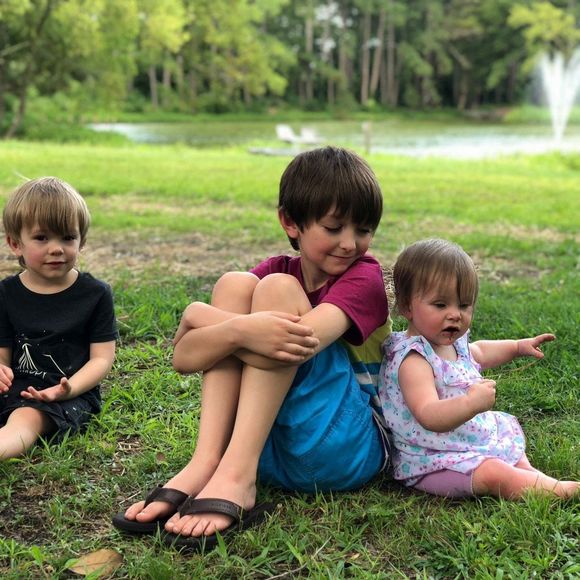 Meet your Posher, Jennifer - Picture 1 of 1